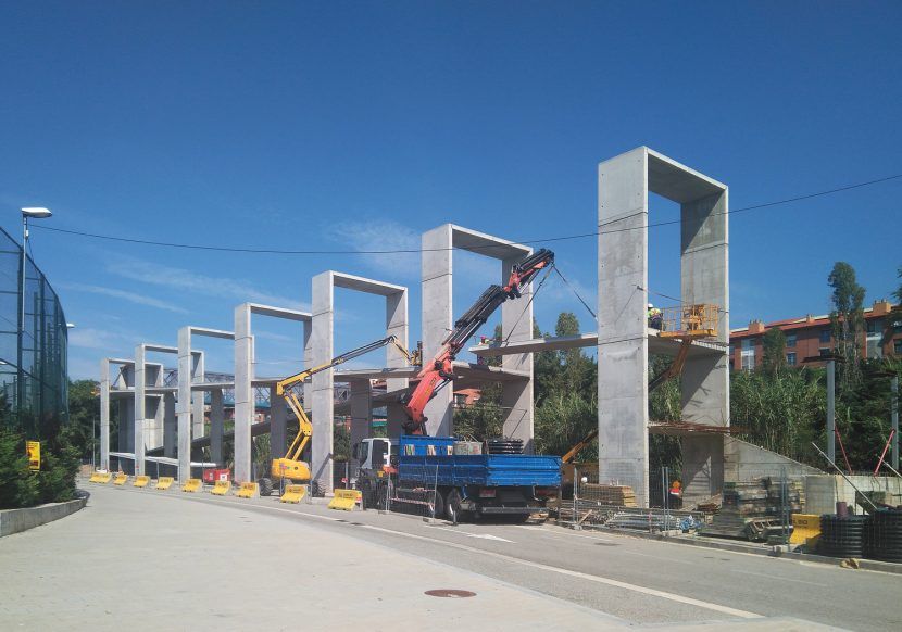 En marcha las obras de construcción de la pasarela peatonal en Sant Joan Despí
